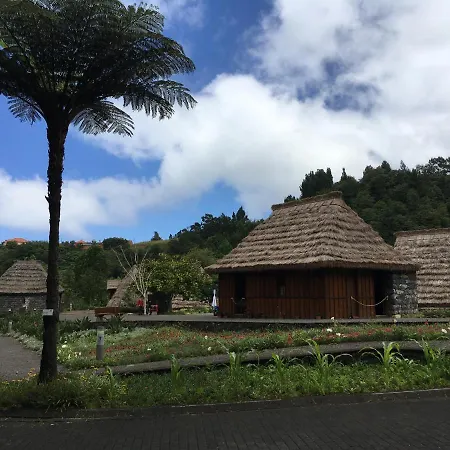 Oda ve Kahvaltı Casa Do Til Santana (Madeira)