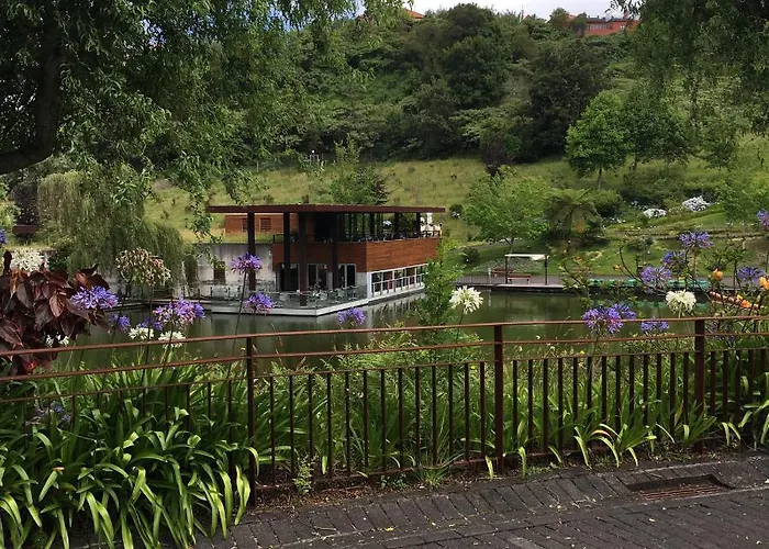 Casa Do Til Frühstückspension Santana (Madeira)