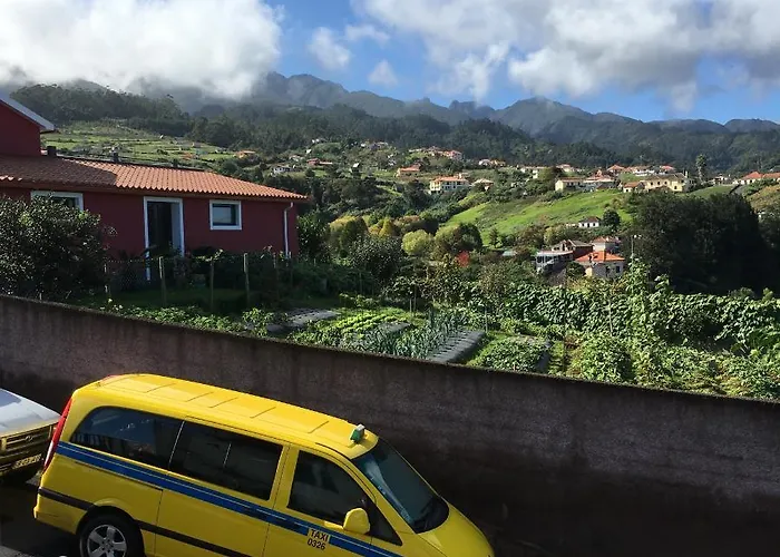 Casa Do Til Nocleg ze śniadaniem